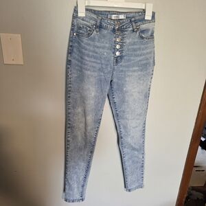 redy High-Rise Light Acid Wash Button-Fly Skinny Jeans